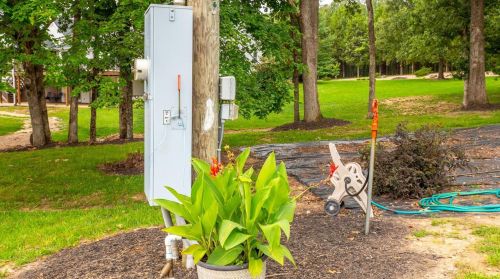 572 Spring Cave Rd, Spring Bluff MO exterior