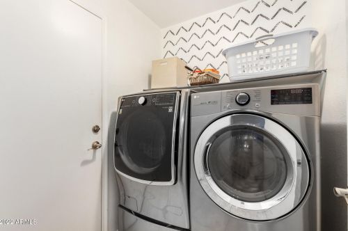 16028 3rd Ave, Phoenix AZ 85023-6282 exterior