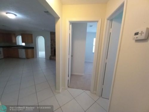 1662 Carillo Ave, Fort Pierce FL 34953-1745 exterior