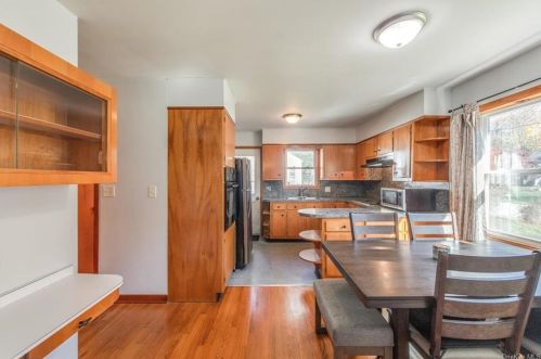 11 Stanley St, Poughkeepsie NY 12603-1429 exterior