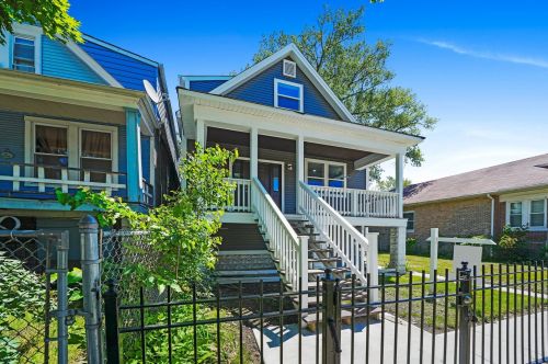 8007 Colfax Ave, Chicago IL  60617-1252 exterior