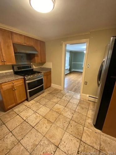 15 Anderson Rd, Norwalk CT 06851-2402 exterior