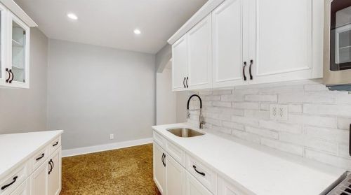 150 St, Union City NJ 07087-6038 exterior