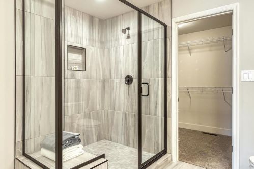 1810 Bookbinder Dr, Saint Louis MO 63146-4308 exterior