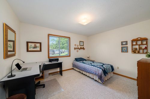 5108 Grn Mdw Rd, Kalamazoo MI 49009-1256 exterior