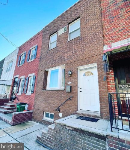 2922 18th St, Philadelphia PA  19132-2122 exterior