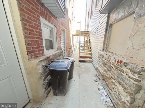 6217 Chestnut, Philadelphia PA 19104-3120 exterior