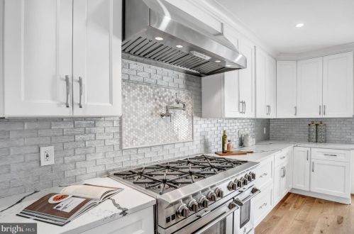 1337 Massachusetts Ave, Washington DC  20003-1540 exterior