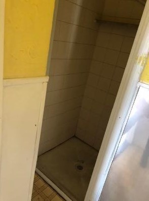 531 Rathbun St, Woonsocket RI 02895-1289 exterior