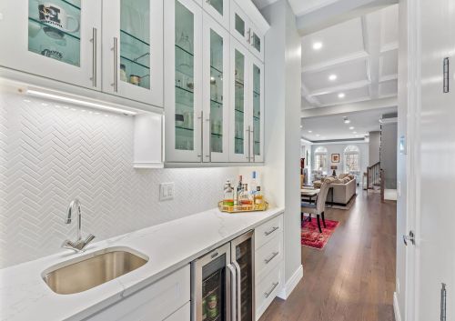 4952 Champlain Ave, Chicago IL 60615-2509 exterior