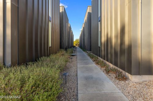 3605 3rd St, Tucson AZ  85716-4609 exterior