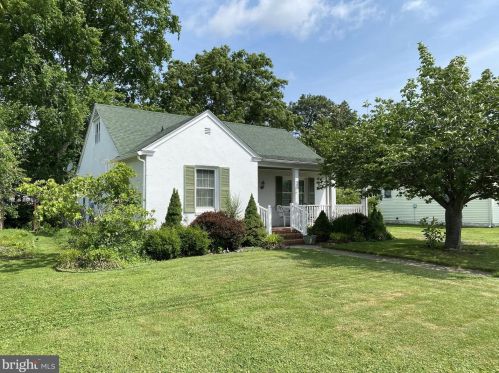 207 Seymour Ave, Saint Michaels, MD 21663-2932