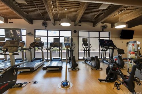 1009 Kapiolani Blvd, Honolulu HI  96814-2103 exterior