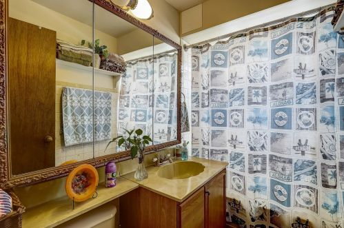 5527 Kilbourn Ave, Chicago IL 60646-5937 exterior