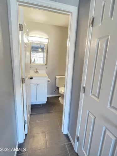 3511 Baseline Rd, Phoenix AZ  85042-7225 exterior