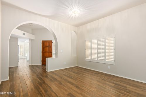 11648 41st Pl, Phoenix AZ  85028-2214 exterior