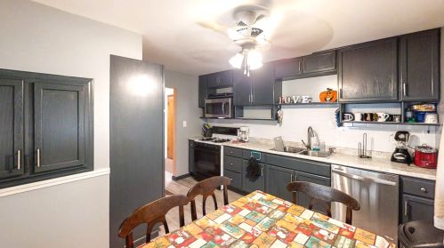 4901 Orange Ave, Chicago IL 60706-3223 exterior