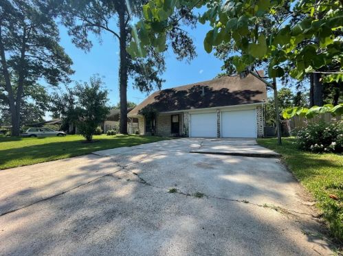 7514 Pinetex Dr, Humble TX 77396-2681 exterior