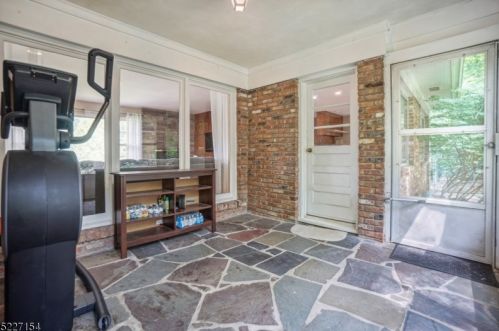 106 Timber Dr, Berkeley Heights NJ  07922-1755 exterior