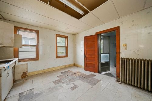 11736 State St, Chicago IL 60628-6135 exterior