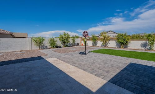 8603 16 Dr, Phoenix AZ 85041 exterior