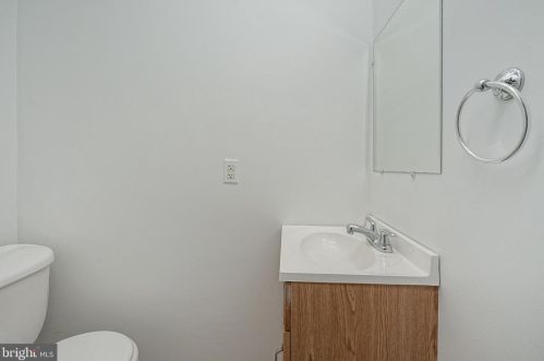 2576 Cedar St, Philadelphia PA 19134-4449 exterior