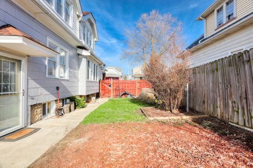 3151 12th St, Milwaukee, WI 53215-4605