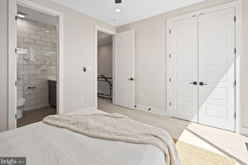 327 Upshur St, Washington DC 20011-5316 exterior