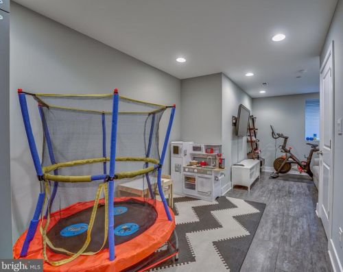 1333 2nd St, Philadelphia PA 19122-0033 exterior