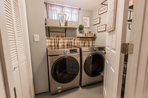 2242 15 Ave, Broadview IL 60155-4006 exterior