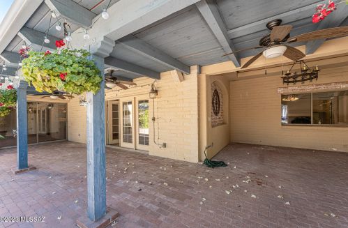 5925 Mina Vis, Tucson AZ 85718-4128 exterior