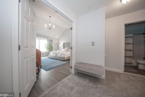 328 Lemonte St, Philadelphia PA 19128-4520 exterior