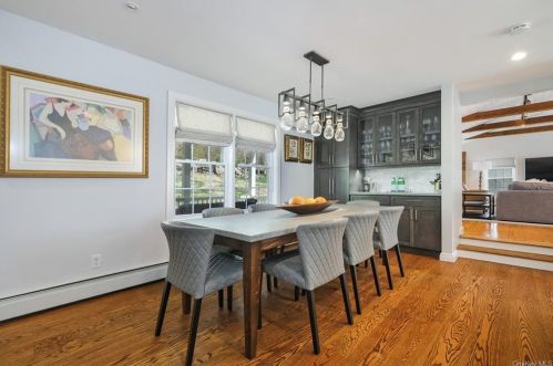 67 High St, Armonk NY 10504-1223 exterior