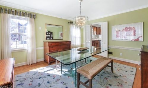 17 Essex Rd, Maplewood NJ 07040-2338 exterior