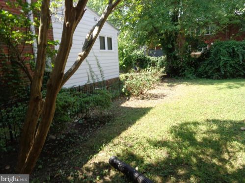 422 Peyton St, Alexandria VA 22314-2004 exterior