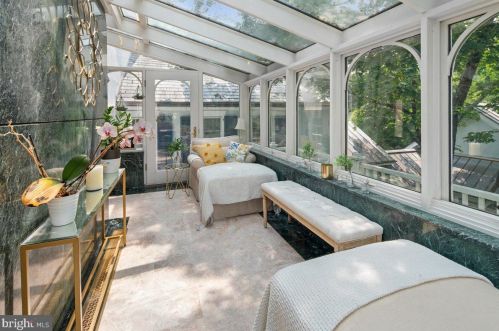 240 Library Pl, Princeton NJ 08540-3019 exterior