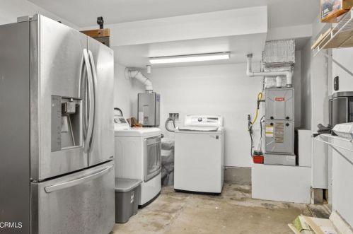 128 Camarillo Ave, Oxnard CA  93035-4605 exterior