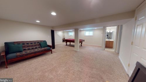 7500 Fordson Rd, Alexandria VA 22306-2222 exterior