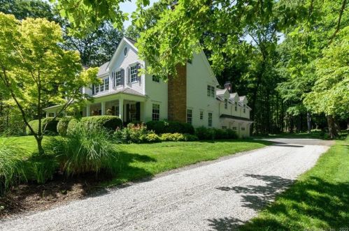 174 Ridgefield Rd, Wilton, CT 06897-2429