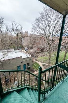 1157 56th St, Chicago IL 60637-1542 exterior