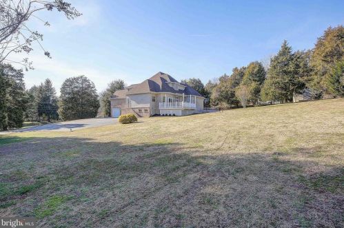 3300 Holland Clf Rd, Huntingtown MD 20639-9722 exterior