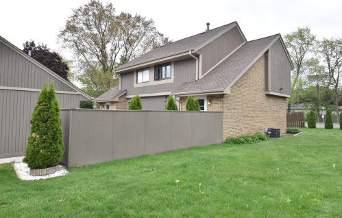 4888 19 St, Milwaukee WI 53209-5757 exterior