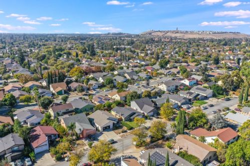 4636 Mia Cir, San Jose CA 95136-2325 exterior