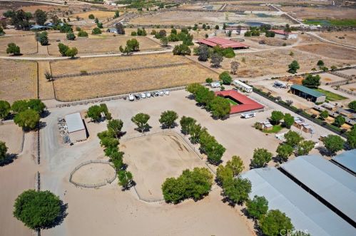 37055 De Portola Rd, Temecula CA 92592-9575 exterior