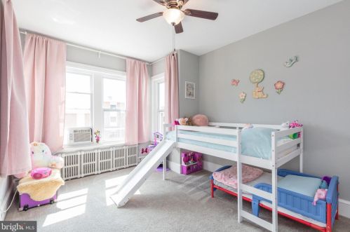 379 York St, Pottstown PA  19464-5261 exterior