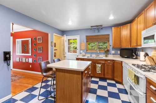 33 Ponca Trl, Saint Louis MO 63122-5105 exterior