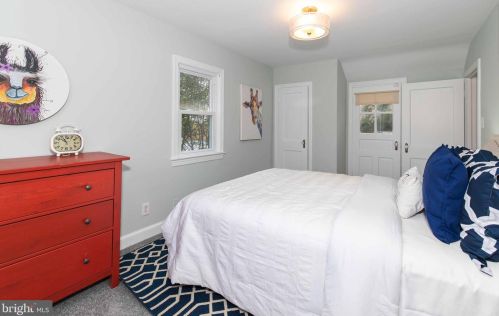 9607 Hastings Dr, Silver Spring MD 20901-3198 exterior