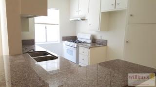 4821 Rosewood Ave, Los Angeles CA  90004-2543 exterior