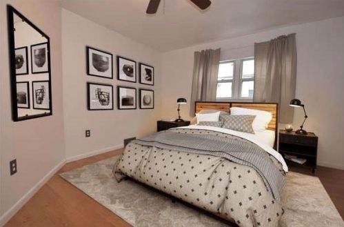 3922 Howley St, Pittsburgh PA  15224-1417 exterior