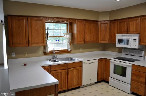 31155 Conleys Chapel Rd, Lewes DE 19958-6052 exterior